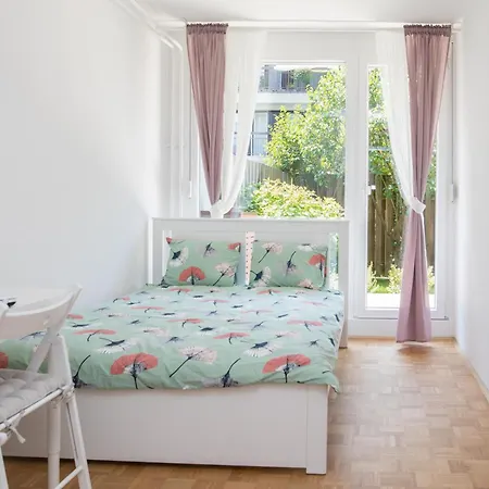 Apartament Family With Garden